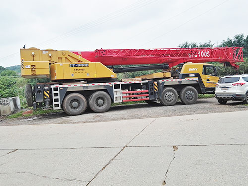 100噸吊車(chē)001